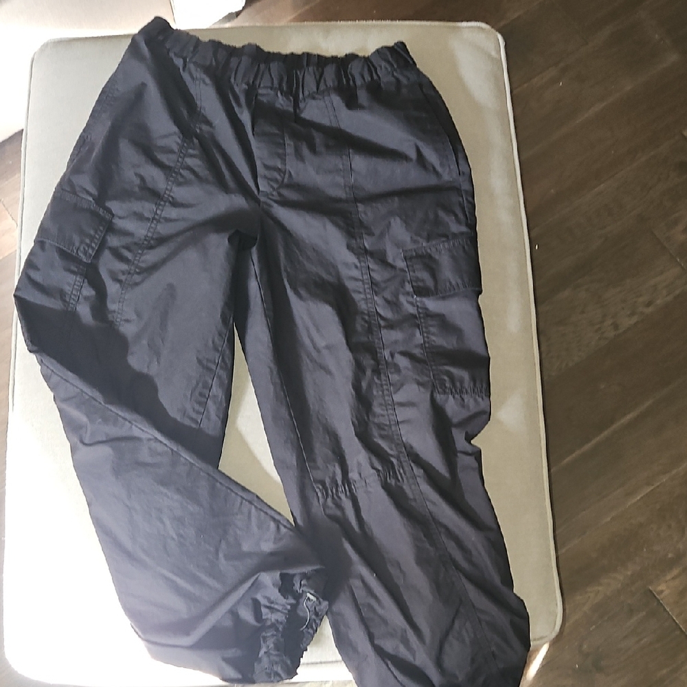 GAP - Parachute Cargo Pull-On Pants - Small - Gently Used